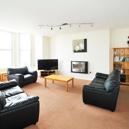 Cunard Apartments Дъглас Екстериор снимка