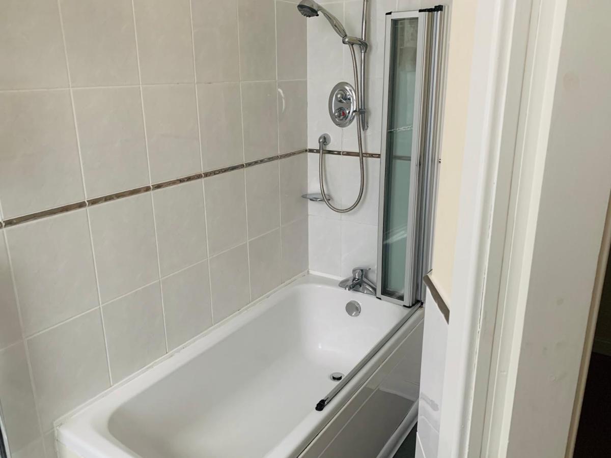 Cunard Apartments Дъглас Екстериор снимка