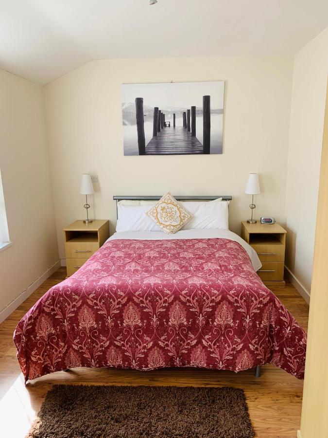 Cunard Apartments Дъглас Екстериор снимка
